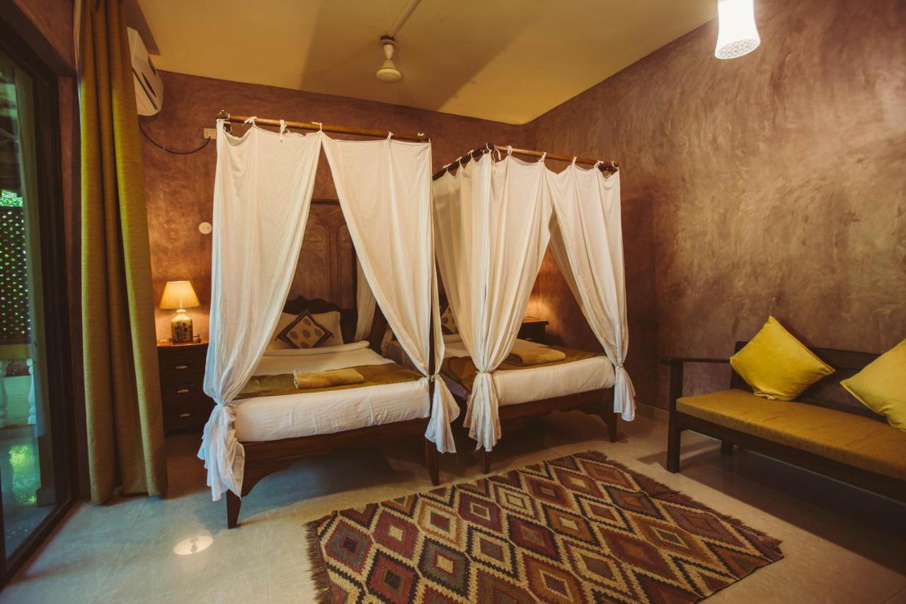 Devarya Wellness Beach Resort Morjim Exterior foto